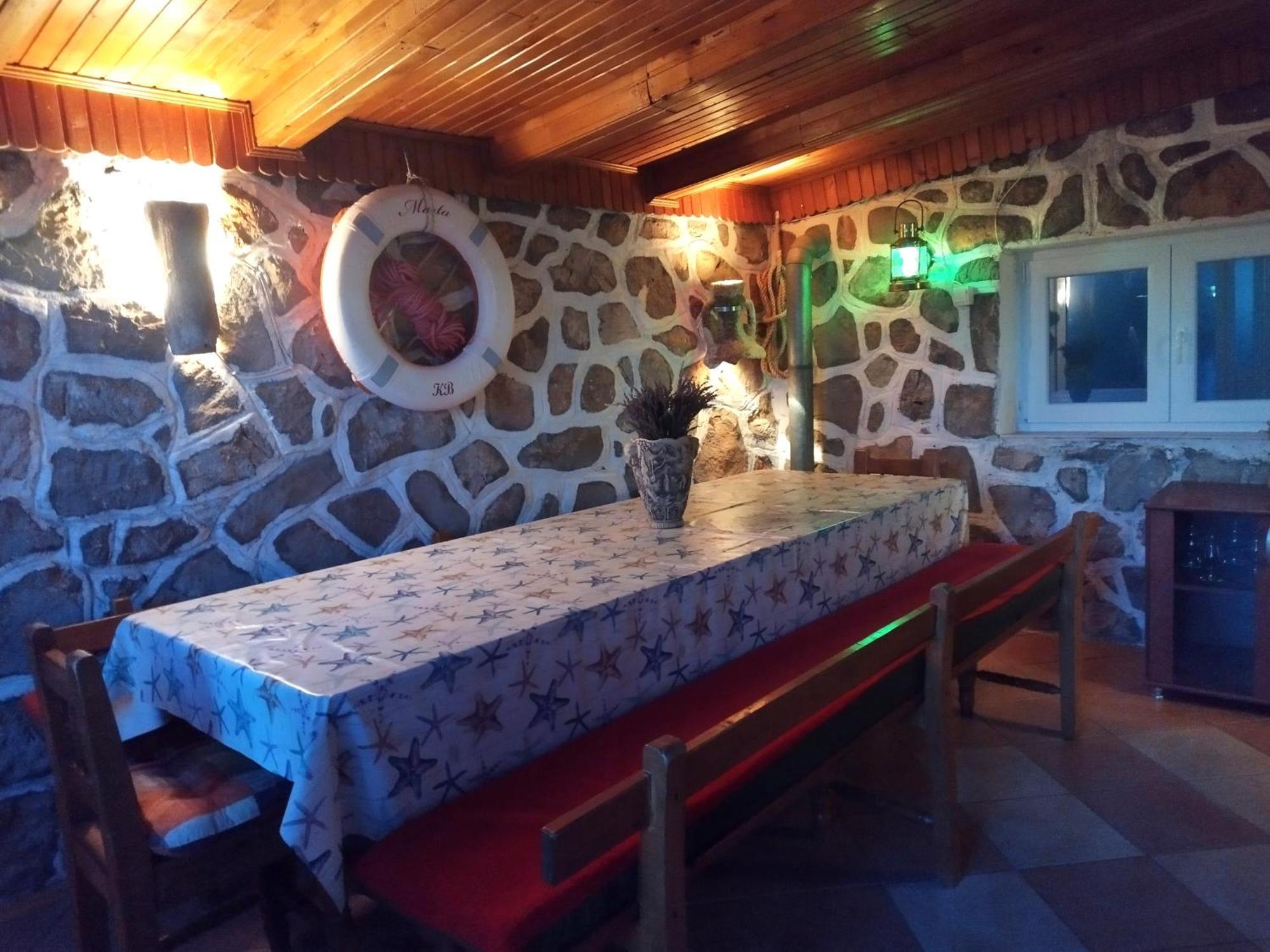 Apartmans Martha Karlobag Esterno foto